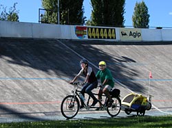 Tandem mit Bruno, Kathi und Simone auf der Rennbahn Oerlikon